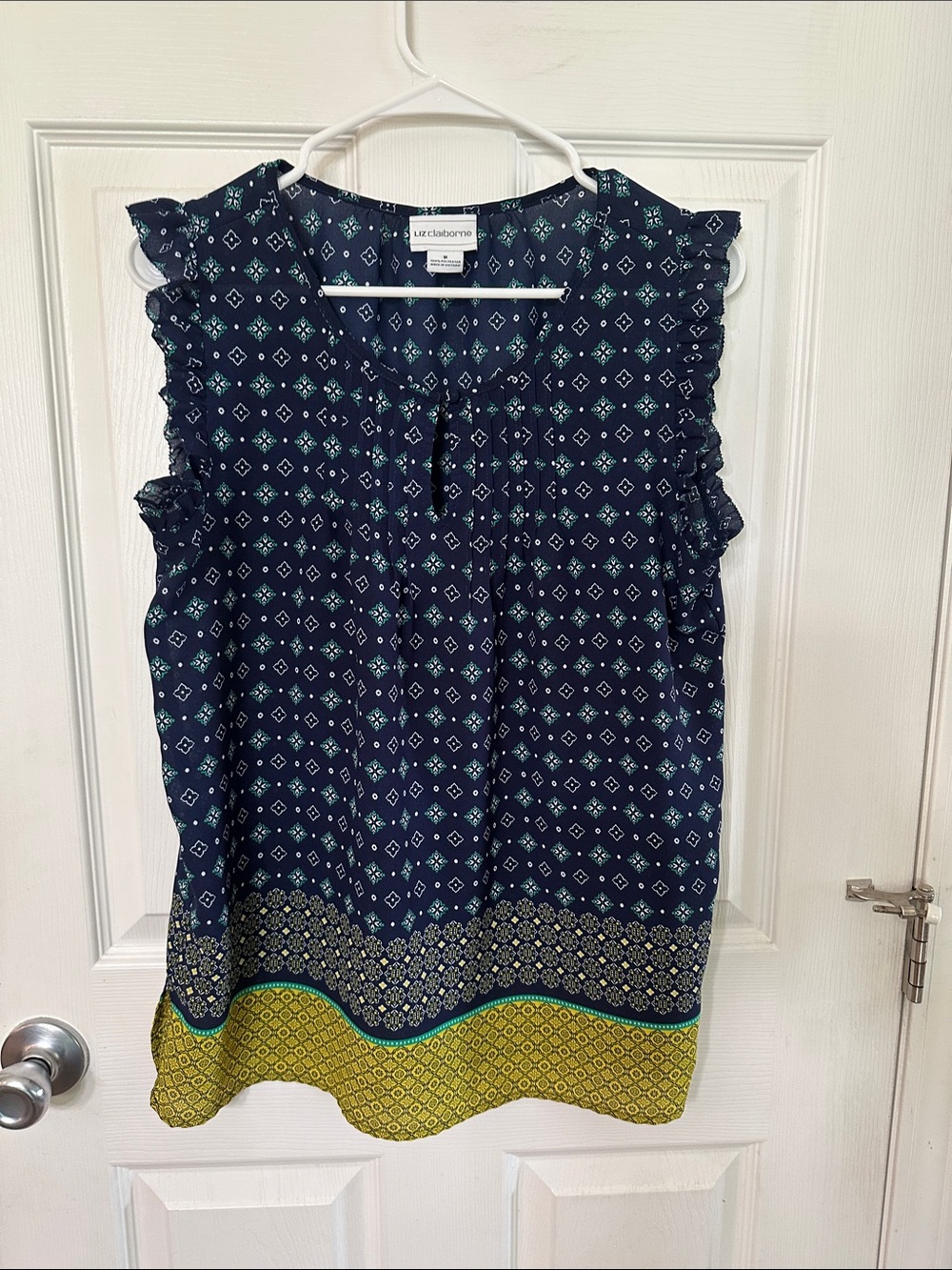 Liz Claiborne Navy Blue Printed Ruffle Sleeve Tank with Yellow Border